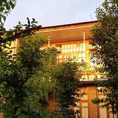 Gulnara Guesthouse Tachkent Extérieur photo