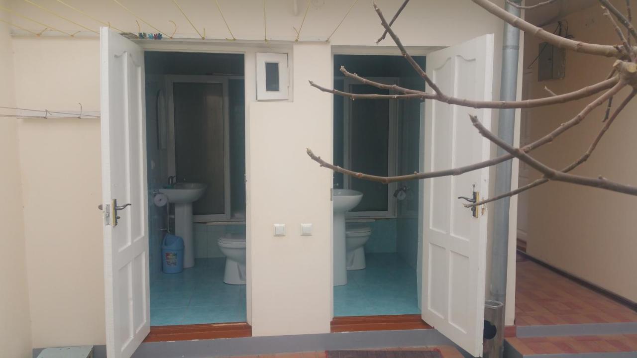 Gulnara Guesthouse Tachkent Extérieur photo