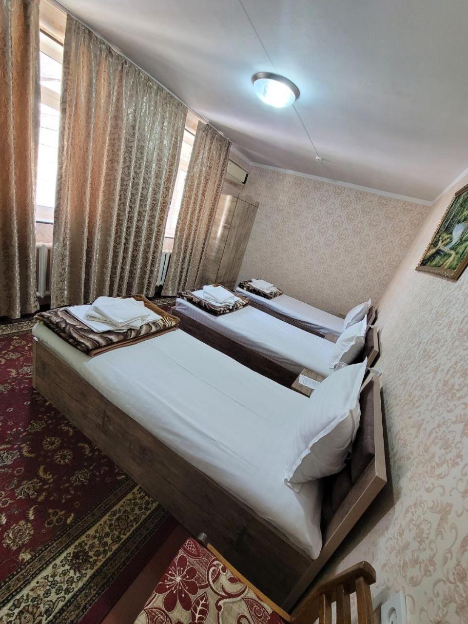 Gulnara Guesthouse Tachkent Extérieur photo